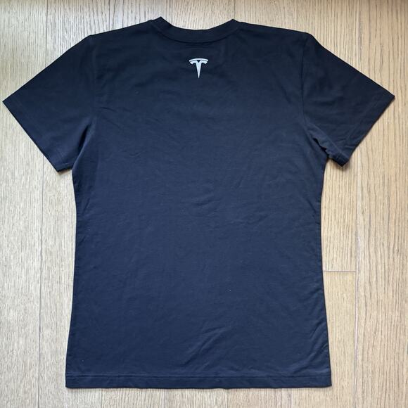 TESLA Women’s Logo Tee Black NWT - Size M - Picture 4 of 5